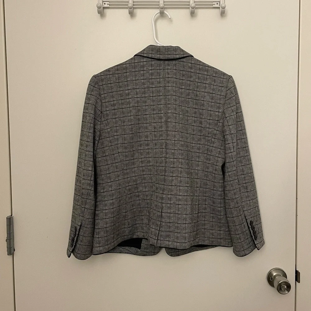 Ann Taylor Blazer - Picture 5 of 5